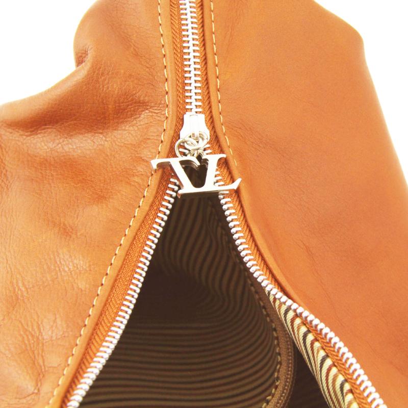 Γυναικεία τσάντα δερμάτινη tl140900    Κονιάκ   Λεπτομέρεια