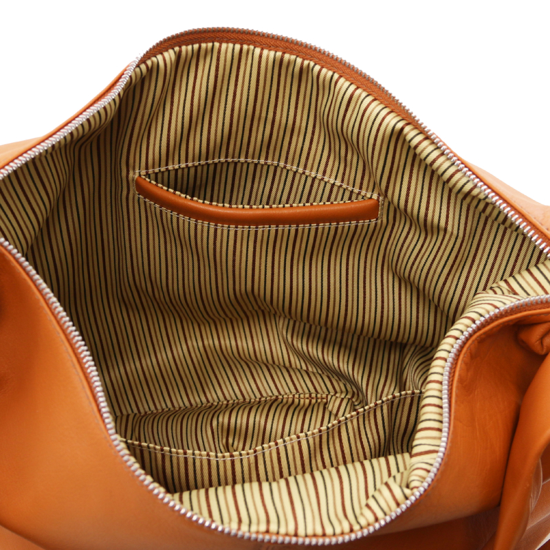 Γυναικεία τσάντα δερμάτινη TL140900 - Κονιάκ - Εσωτερικό 3