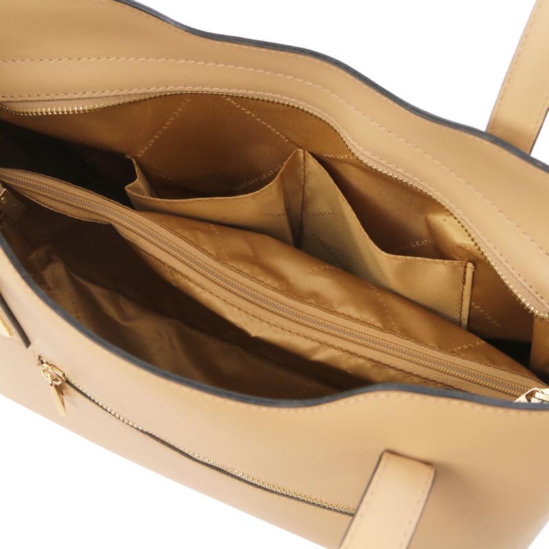 Γυναικεία τσάντα δερμάτινη TL141412 - Σαμπανιζέ - Εσωτερικό 