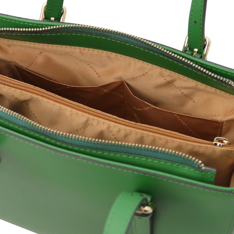 Γυναικεία τσάντα δερμάτινη Aura - TL141434 - Πράσινο - Εσωτερικό - Τσέπες