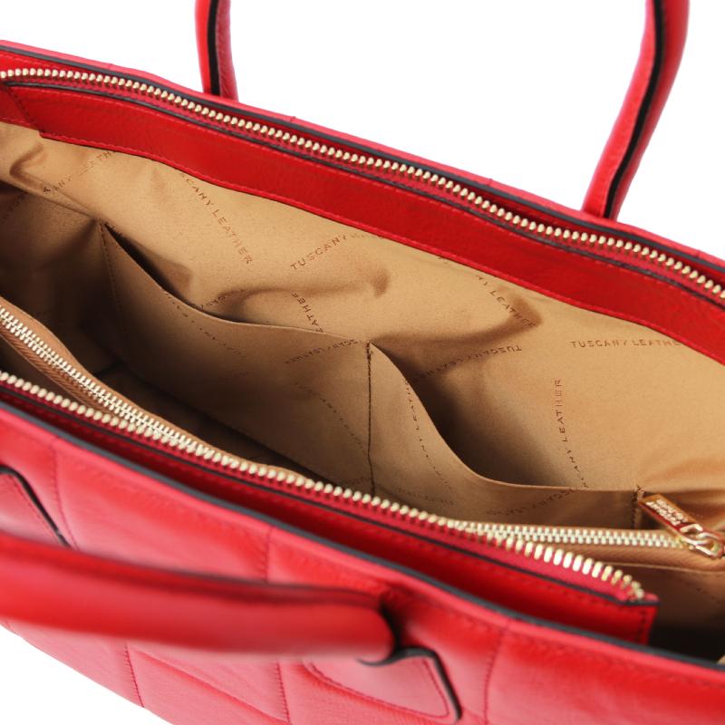 Γυναικεία τσάντα δερμάτινη TL142124 - Κόκκινο lipstick - Εσωτερικό - Τσέπες