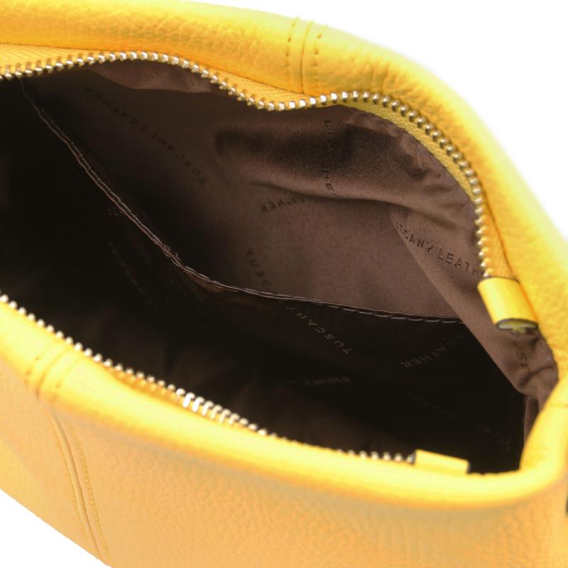 Γυναικείο δερμάτινο τσαντάκι ώμου TL141720 - Κίτρινο - Εσωτερικό